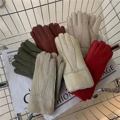 Winter-Nerzhandschuhe